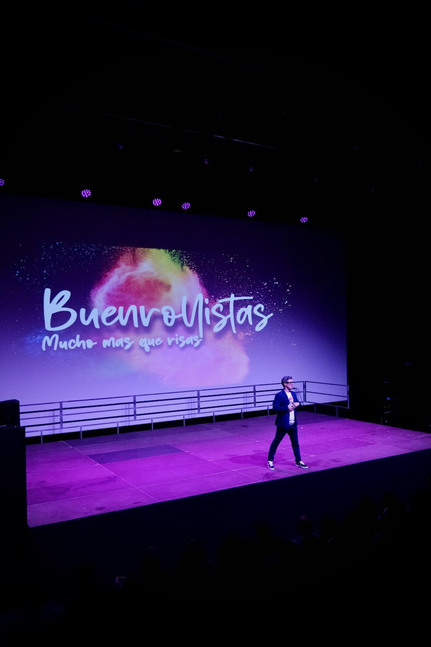 Actuació a l’escenari del MontÀgora de Montbui